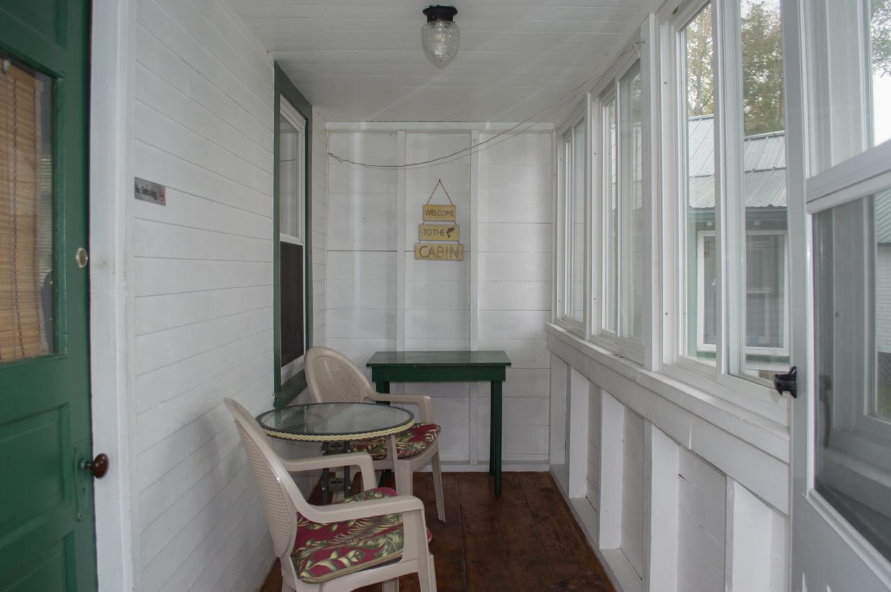 Готель Bayview Cabins Naples Екстер'єр фото